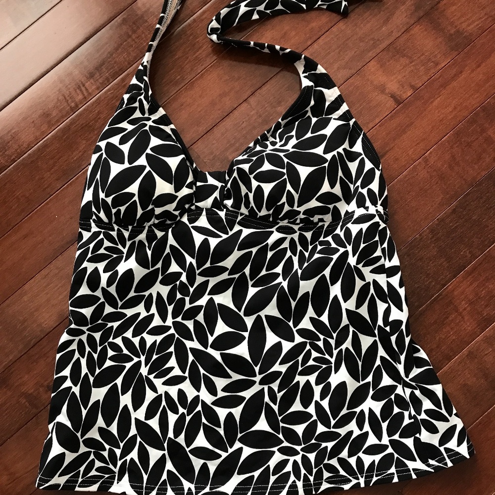 LANDS END HALTER TANKINI. 6L